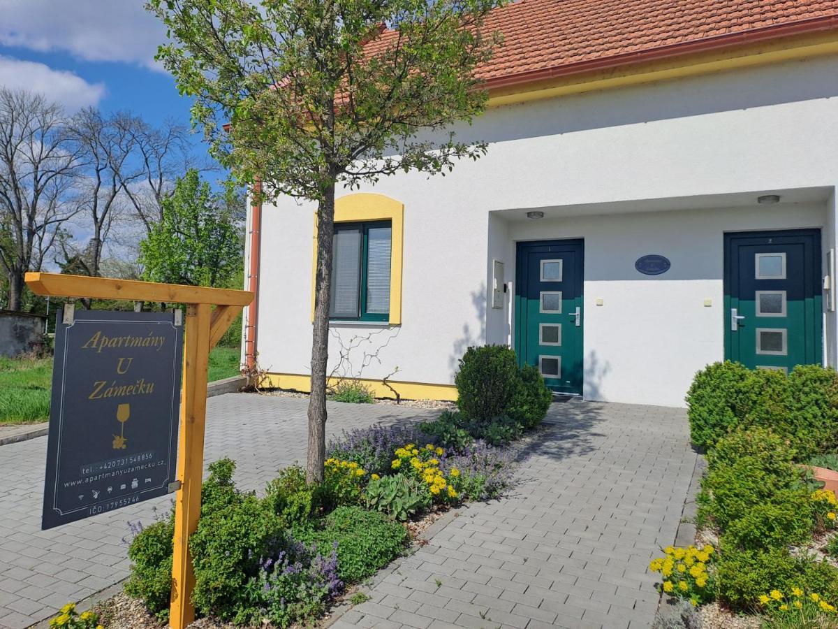 Apartmany U Zamecku Hlohovec Exterior foto